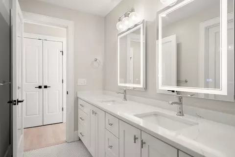 Bath - 620 High Rock St, Needham, MA 02492 photo 6 of 7