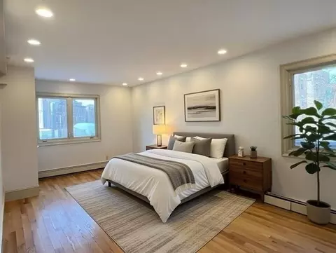 Bedroom - 1002 Beacon St, Brookline, MA 02446 photo 3 of 3