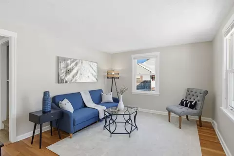 118 Pilgrim Rd, Springfield, MA 01118 photo 8