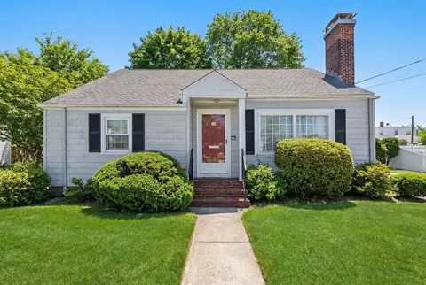 34 Chicopee St, New Bedford, MA 02745