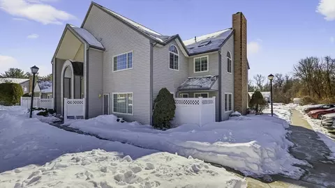 104 Johnson Rd #707, Chicopee, MA 01022