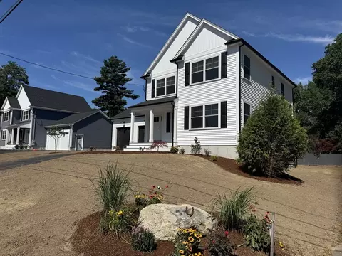19 Barberry Rd, Mansfield, MA 02048