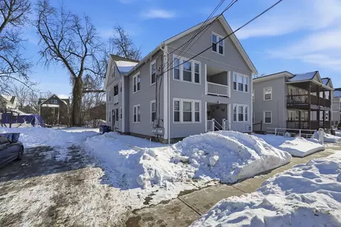 63 Worcester St, West Springfield, MA 01089