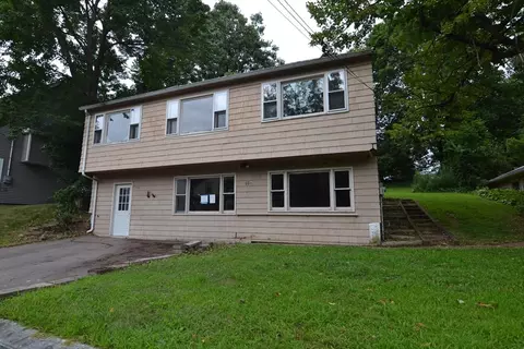 60 Freeman St, Bellingham, MA 02019