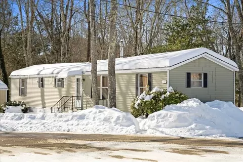 8 Nanatomqua #N55, Brookfield, MA 01506