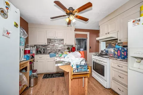 105 Third St, Lowell, MA 01850 photo 4
