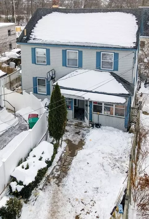 105 Third St, Lowell, MA 01850