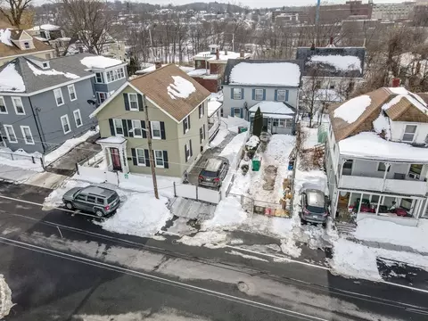 105 Third St, Lowell, MA 01850 photo 3
