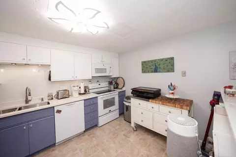 155 Hamilton St #4, Worcester, MA 01604 photo 9