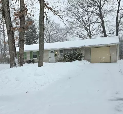 118 Deanna Rd, Brockton, MA 02302