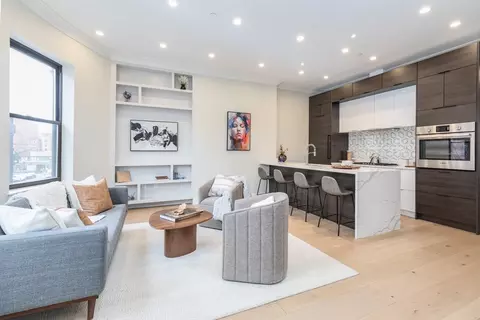 577 Massachusetts Ave #3, Boston, MA 02118