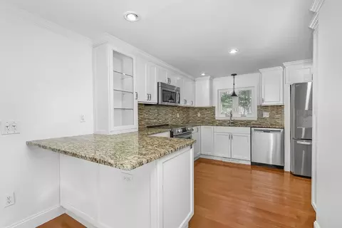 103 Pine Tree Dr, Centerville, MA 02632 photo 7