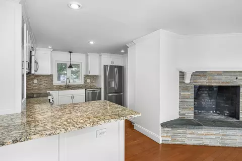 103 Pine Tree Dr, Centerville, MA 02632 photo 8