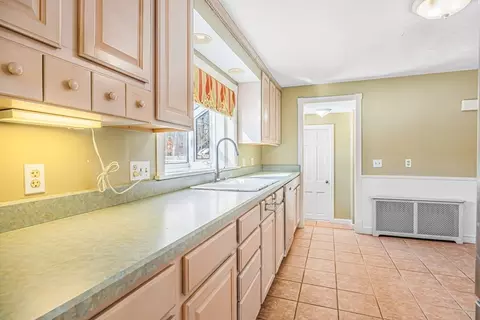 120 Bridle Path Rd, Springfield, MA 01118 photo 10