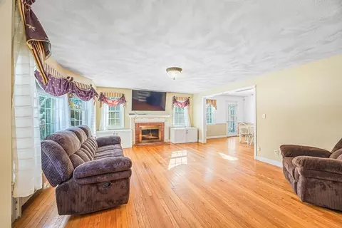 120 Bridle Path Rd, Springfield, MA 01118 photo 4