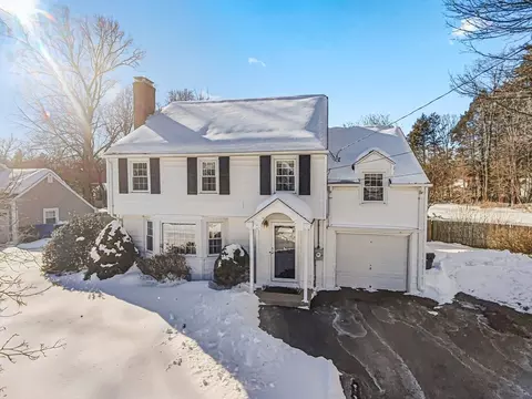 120 Bridle Path Rd, Springfield, MA 01118 photo 3