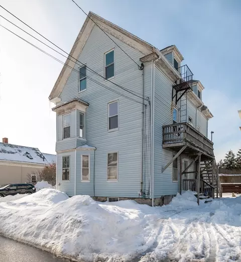 34 Chase St, Beverly, MA 01915 photo 2