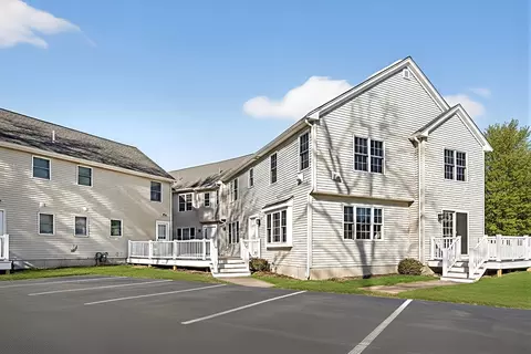 865 Washington St #6, Canton, MA 02021