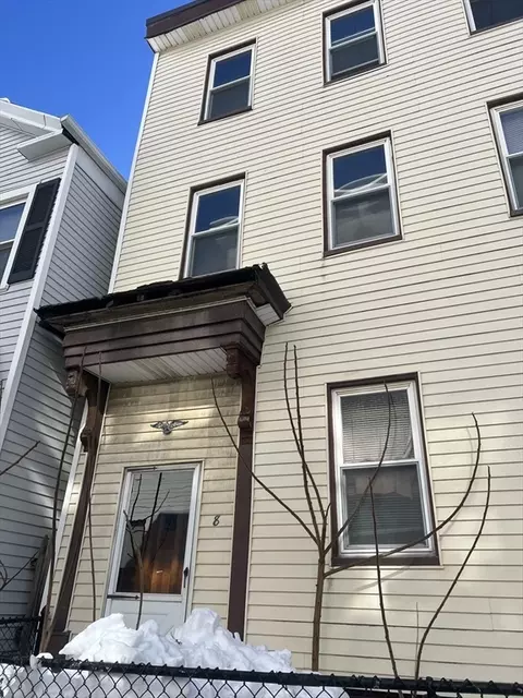 8 Glover Ct, Boston, MA 02127