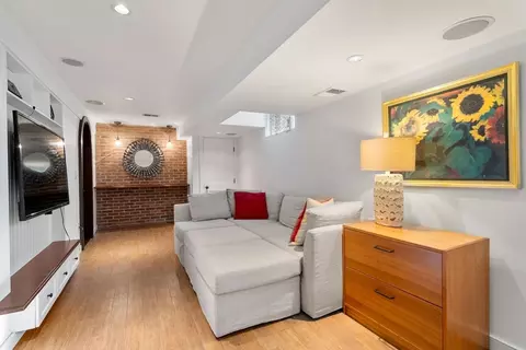 29 Abbott Rd, Wellesley, MA 02481 photo 26