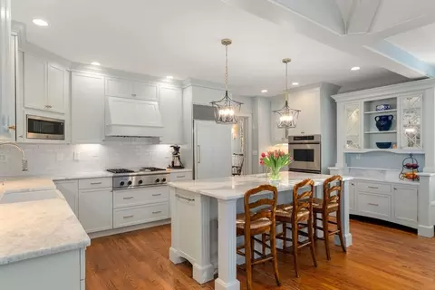 29 Abbott Rd, Wellesley, MA 02481 photo 6
