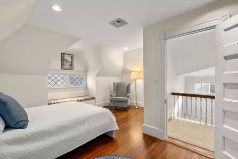 29 Abbott Rd, Wellesley, MA 02481 photo 21