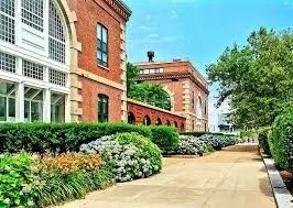 42 8th St #2110, Boston, MA 02129