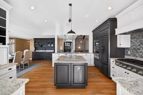 357 Lakeside Dr W, Centerville, MA 02632 photo 7
