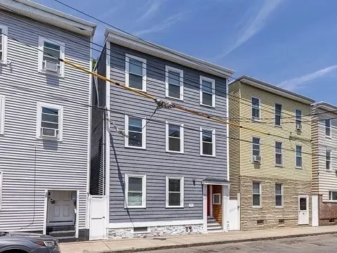 40 Morris St #2, Boston, MA 02128