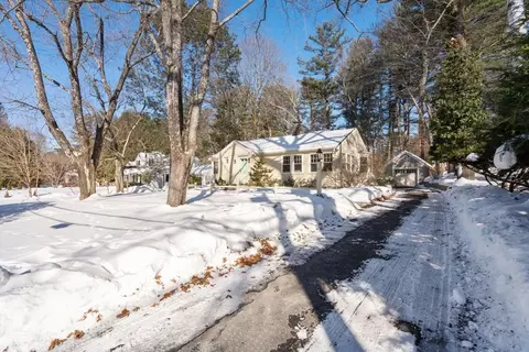 13 Rich Valley Rd, Wayland, MA 01778