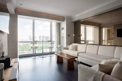 110 Stuart St #23F, Boston, MA 02116