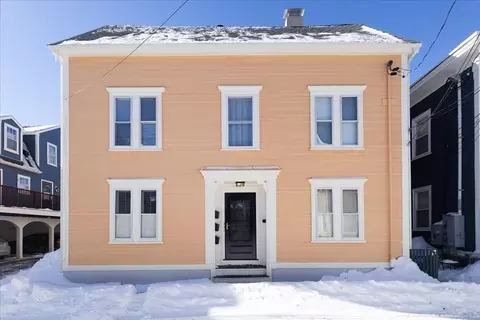 16 Bentley St #3, Salem, MA 01970