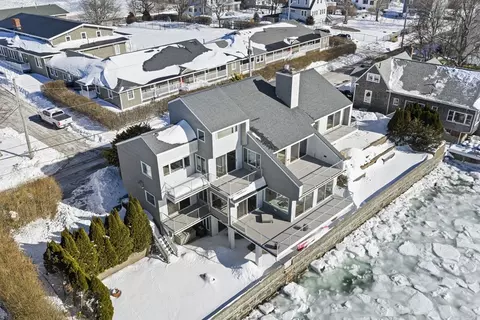 141 Edgewater Rd, Hull, MA 02045 photo 4