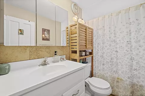 17 Wright St, Woburn, MA 01801 photo 35