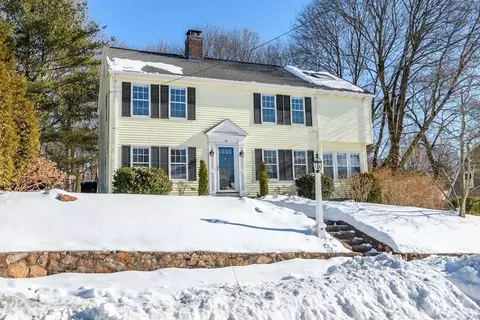 15 Clifton Rd, Wellesley, MA 02481