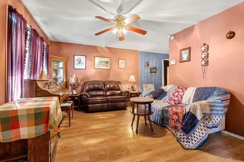 Living - 194 River Rd, Lowell, MA 01852 photo 1 of 1