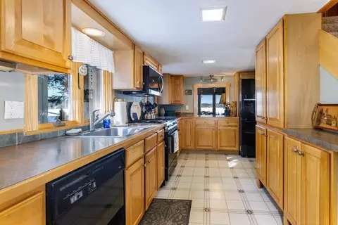 162 Sherbert Rd, Ashburnham, MA 01430 photo 5