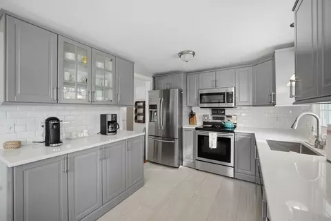 29 Sandra Rd, Easthampton, MA 01027 photo 13