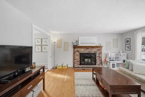 29 Sandra Rd, Easthampton, MA 01027 photo 7