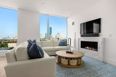 380 Harrison Ave #14G, Boston, MA 02118