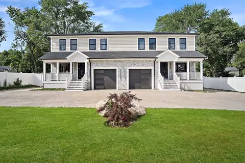 50-52 Summer, Bedford, MA 01730