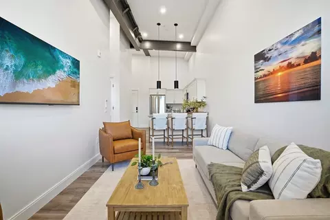 10 Water St #7, Plymouth, MA 02360