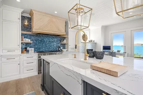 Kitchen - 2 Beach Ln, Hingham, MA 02043 photo 2 of 3