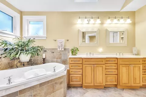 9 Marissa Cir, Worcester, MA 01603 photo 26
