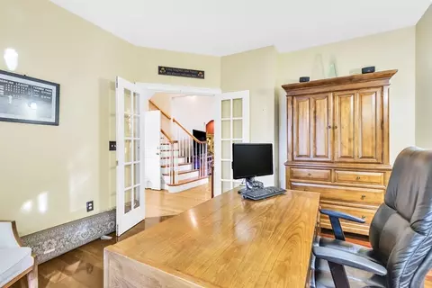 9 Marissa Cir, Worcester, MA 01603 photo 4