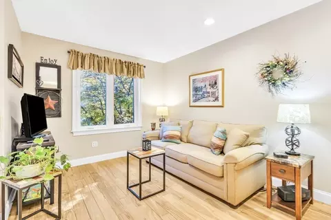9 Marissa Cir, Worcester, MA 01603 photo 17