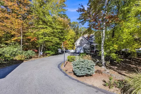 9 Marissa Cir, Worcester, MA 01603 photo 34