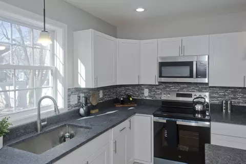16-20 Cambridge St, Springfield, MA 01108 photo 5