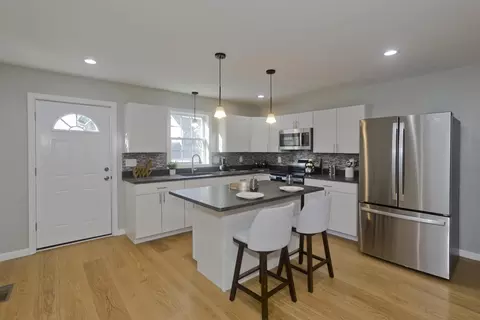 16-20 Cambridge St, Springfield, MA 01108 photo 6
