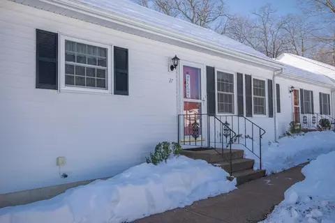 27 Rosewood Ln #27, Southwick, MA 01077